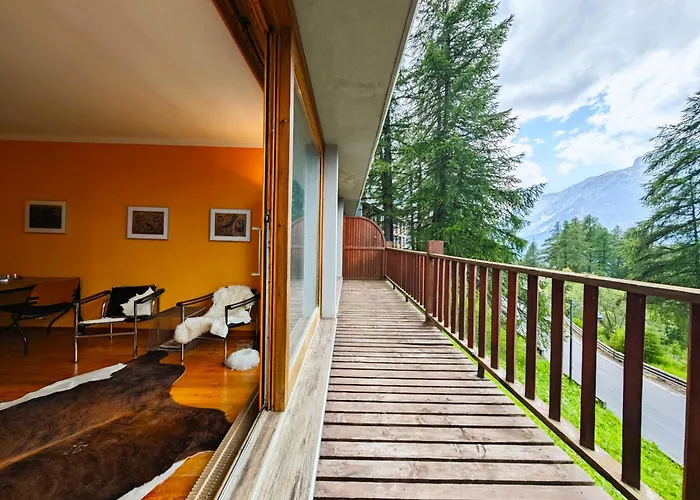 Hostdomus - Sansicario R4 Apartment